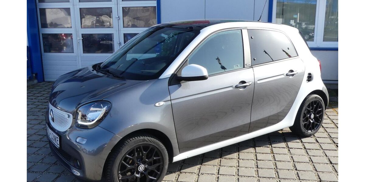 Smart ForFour 43.500 km 13.900 &euro; Cottbus 03042