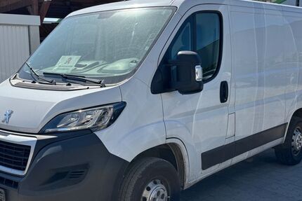Peugeot Boxer 160.000 km 8.490 € Mainz Mombach 55120