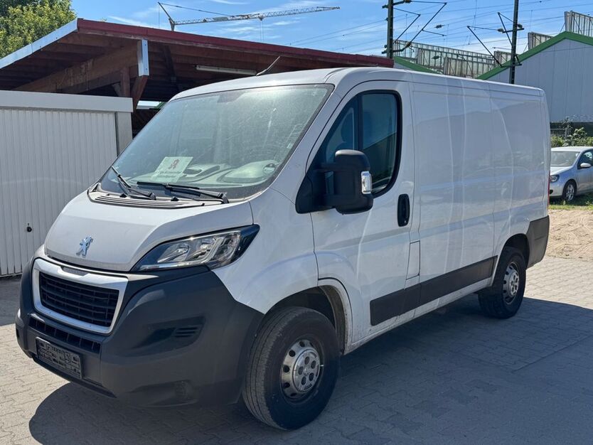 Peugeot Boxer 160.000 km 8.490 € Mainz Mombach 55120