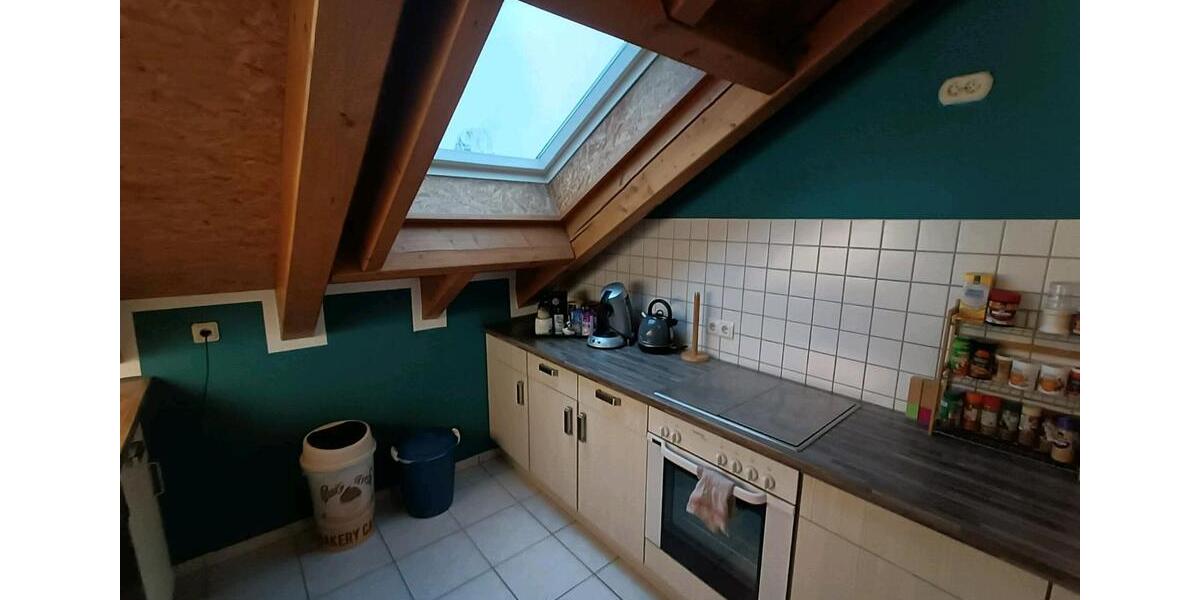 Dachgeschoßwohnung Rösrath - 3 Zimmer, 89 m&sup2;, 1.200&euro; | Angebot:25545185