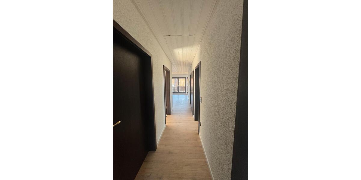 Dachgeschoßwohnung Niedernberg - 3 Zimmer, 64 m&sup2;, 750&euro; | Angebot:26351870
