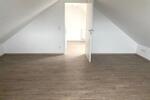 Dachgeschoßwohnung Heroldsbach - 4 Zimmer, 106 m&sup2;, 1.230&euro; | Angebot:26119763