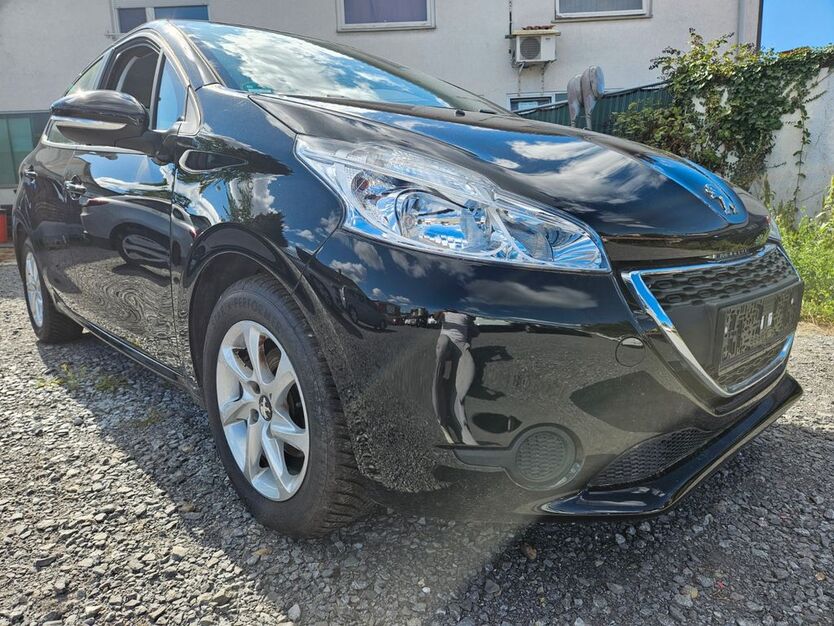 Peugeot 208 28.777 km 7.999 € Reilingen 68799