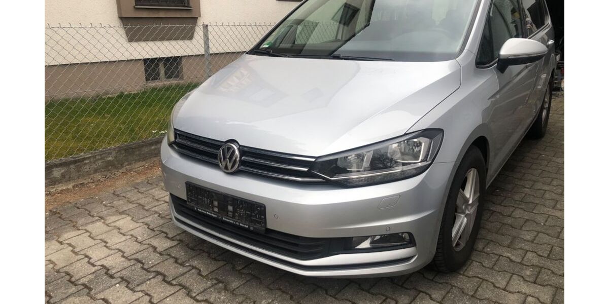 VW Touran 192.000 km 13.999 &euro; Augsburg 86165