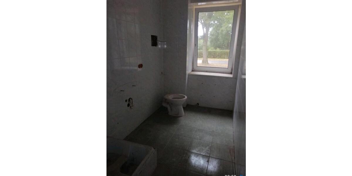 Mehrfamilienhaus, Wohnhaus Prenzlau - 15 Zimmer, 240 m&sup2;, 90.000&euro; | Angebot:25141176