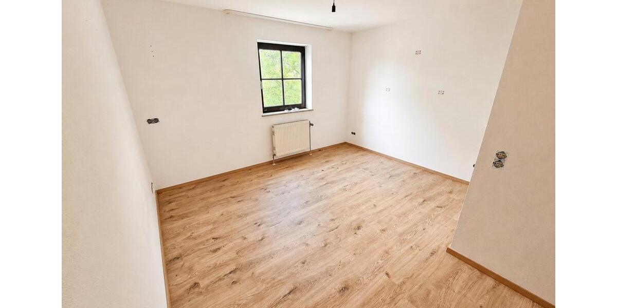 Mehrfamilienhaus, Wohnhaus München Aubing-Lochhausen-Langwied - 15 Zimmer, 297 m&sup2;, 648.000&euro; | Angebot:27055076