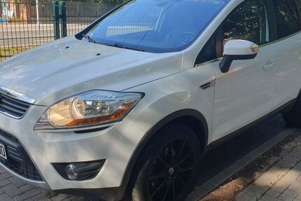 Ford Kuga 217.500 km 6.300 € Hannover 30453