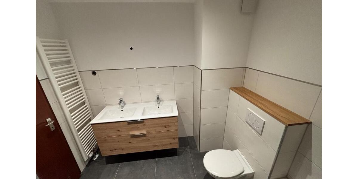 Reihenhaus Nürnberg Holzheim - 6 Zimmer, 120 m&sup2;, 1.600&euro; | Angebot:26048184