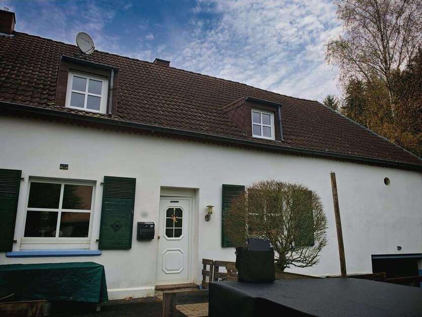 Haus zum Kaufen in Wadern 175.000 € 131 m²