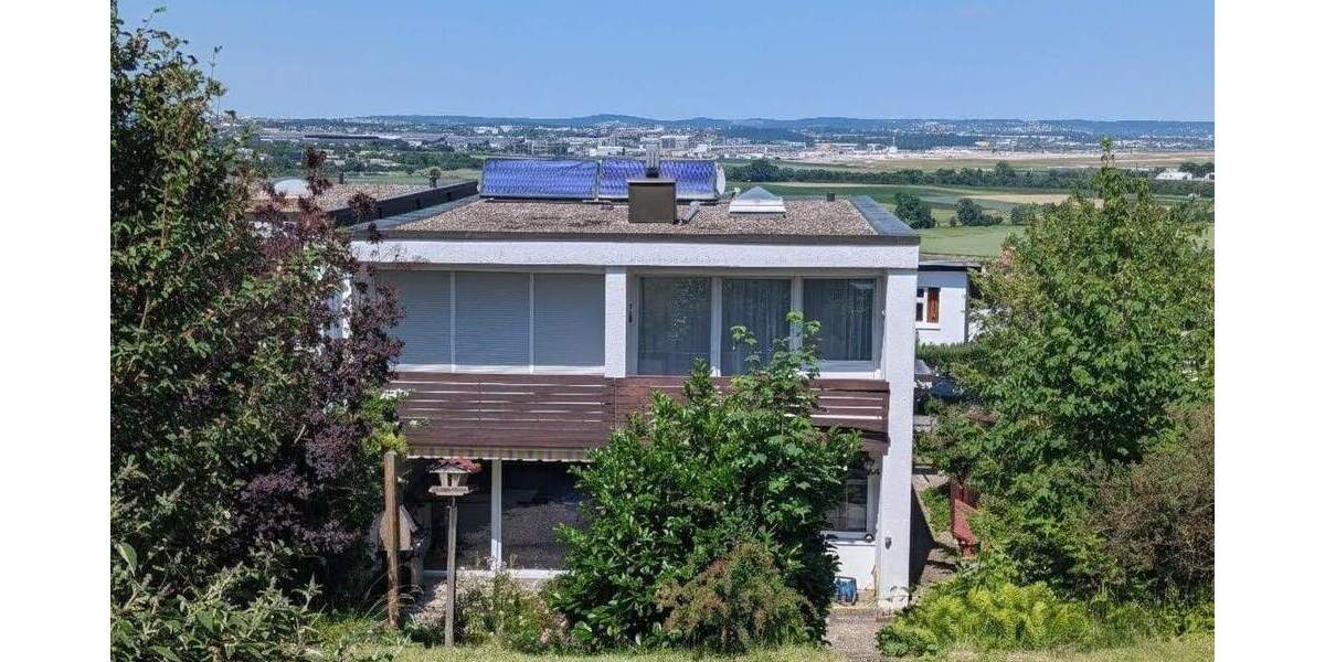 Familienhaus mit Gartenparadies und Einlieger-Option 7 zimmer