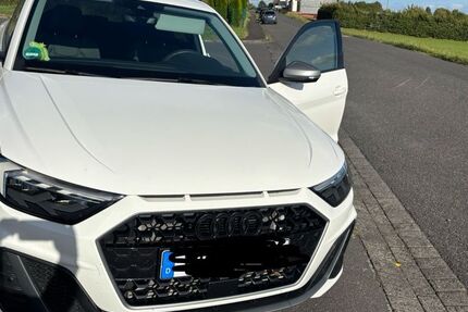 Audi A1 65.001 km 22.200 € Ailertchen 56459