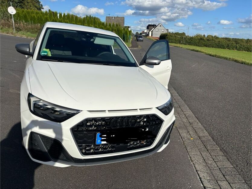 Audi A1 65.001 km 22.200 € Ailertchen 56459