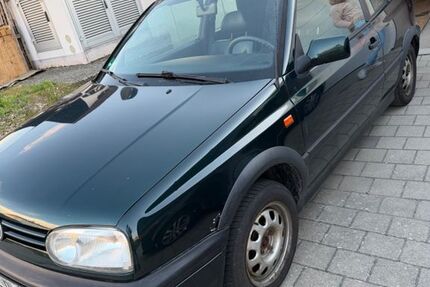 VW Golf 220.000 km 1.255 &euro; Ihrlerstein 93346
