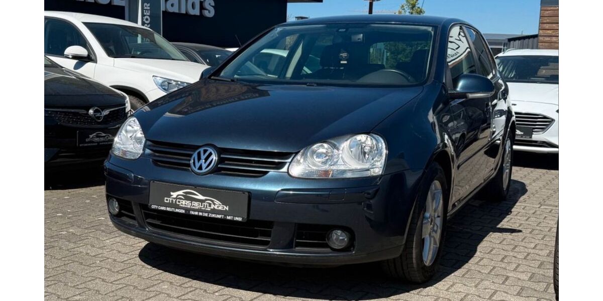 VW Golf 144.000 km 4.880 &euro; Reutlingen 72766