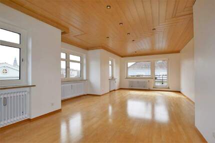 Sonnige 4-Zimmer-Wohnung mit Dachterrasse und TG-Stellplatz in der City 4 zimmer