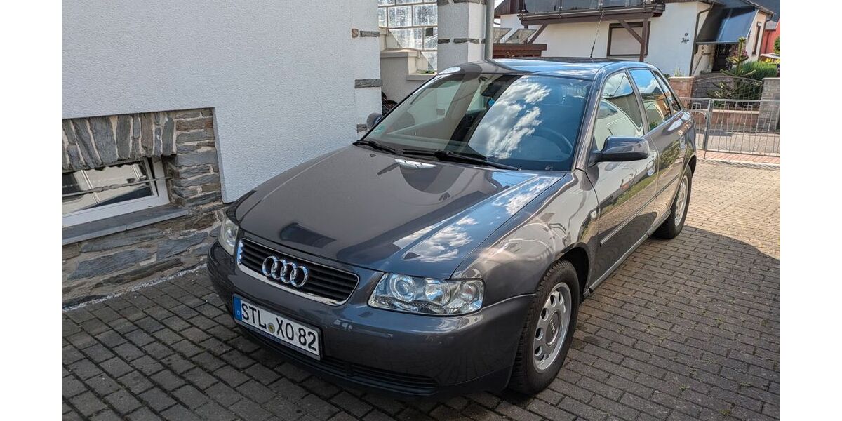 Audi A3 106.000 km 2.500 &euro; Hohndorf 09394
