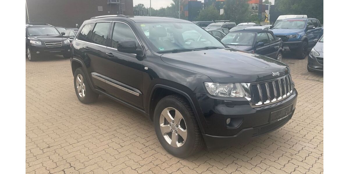 Jeep Grand Cherokee 294.300 km 5.990 &euro; Hamburg 21107