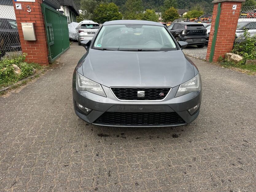 Seat Leon 176.000 km 7.900 € Konz 54329
