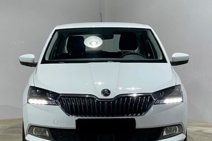 Skoda Fabia 98.500 km 10.200 &euro; Viersen 41747