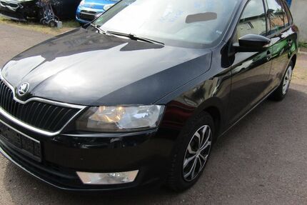 Skoda Rapid 199.033 km 3.990 &euro; Halle 06130