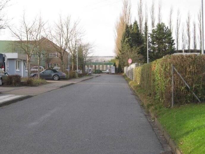 Gewerbeobjekt Ahrensburg - 4 Zimmer, 205 m&sup2;, 1.650&euro; | Angebot:26686611