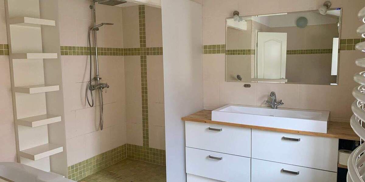 Mehrfamilienhaus, Wohnhaus Eisenach - 4 Zimmer, 107 m&sup2;, 250.000&euro; | Angebot:25689850