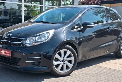 Kia Rio 69.834 km 8.990 &euro; Falkensee 14612