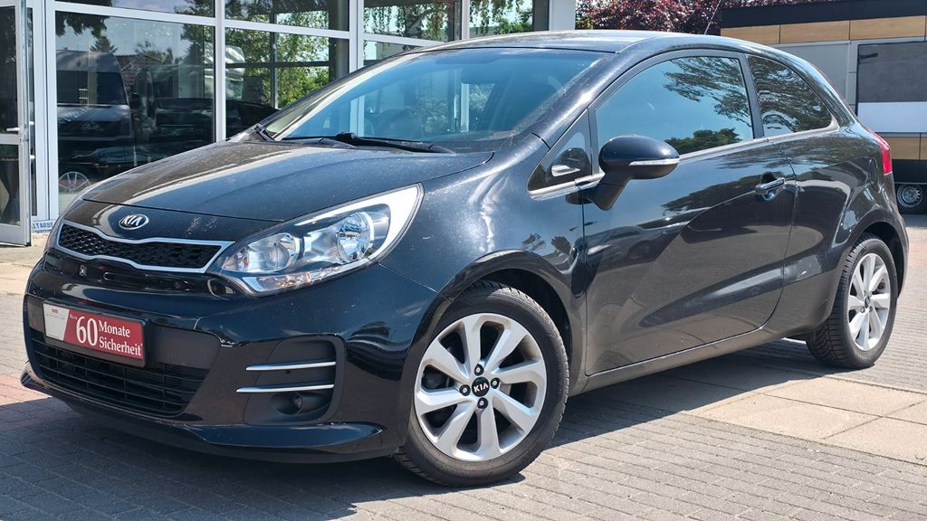 Kia Rio 69.834 km 8.990 &euro; Falkensee 14612