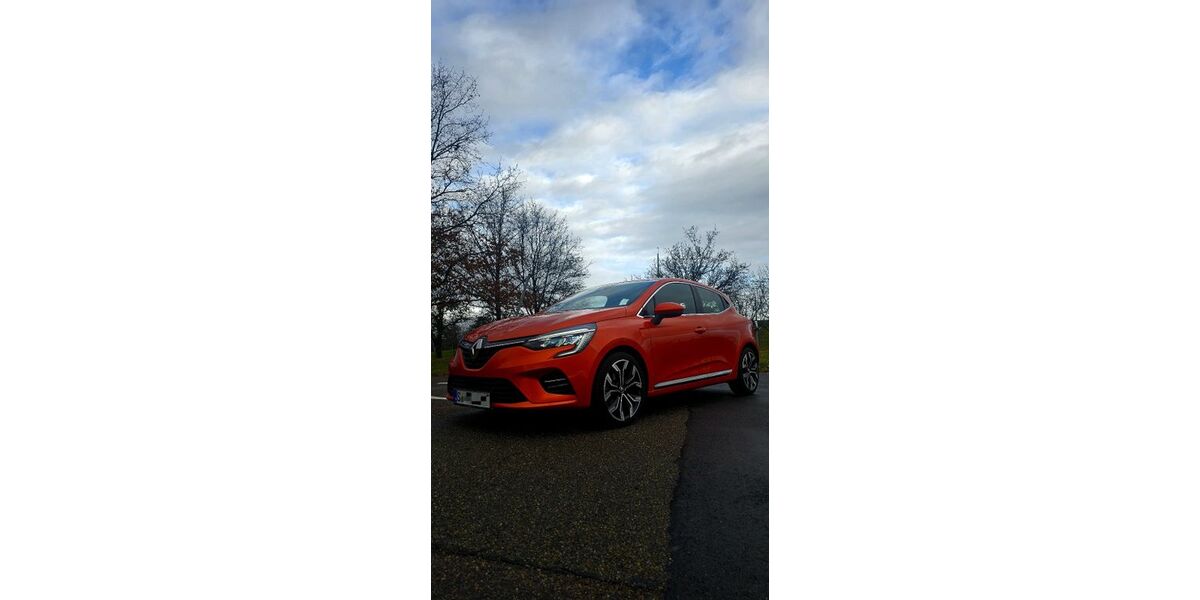 Renault Clio 68.000 km 14.300 &euro; Stuttgart 70435