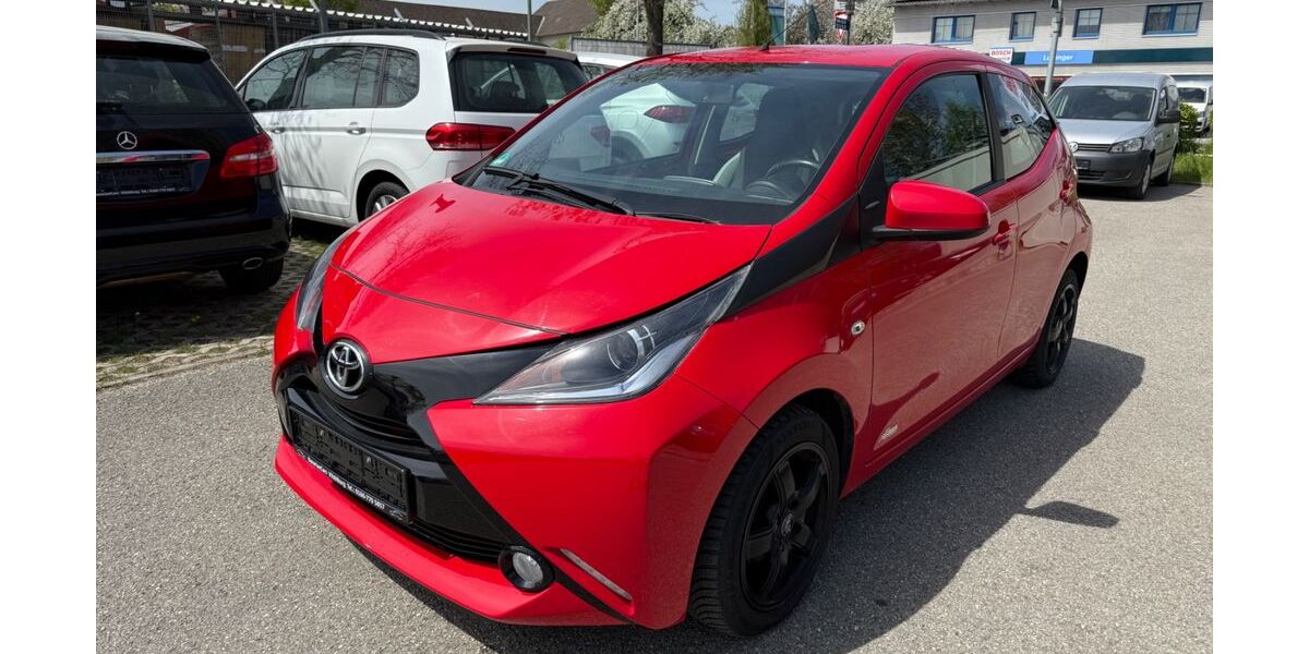 Toyota Aygo (X) 130.350 km 5.890 &euro; Vilsbiburg 84137