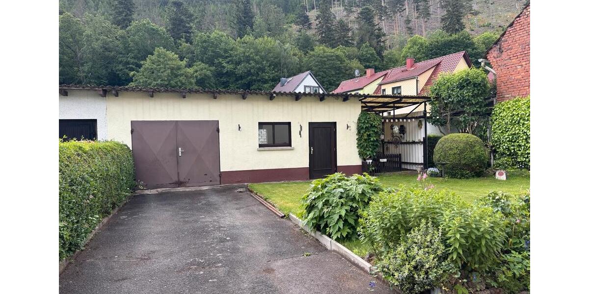 Reihenhaus Ohrdruf - 7 Zimmer, 128 m&sup2;, 185.000&euro; | Angebot:26962381