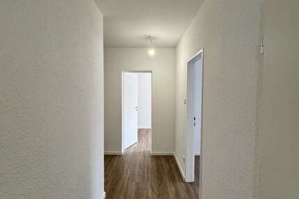 Wohnung NEU-ISENBURG ISENBURG - 4 Zimmer, 95 m&sup2;, 1.285&euro; | Angebot:26342190