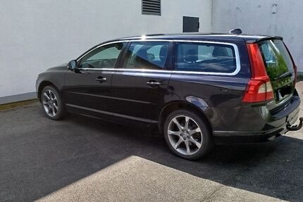 Volvo V70 238.000 km 8.250 &euro; Bad Karlshafen 34385