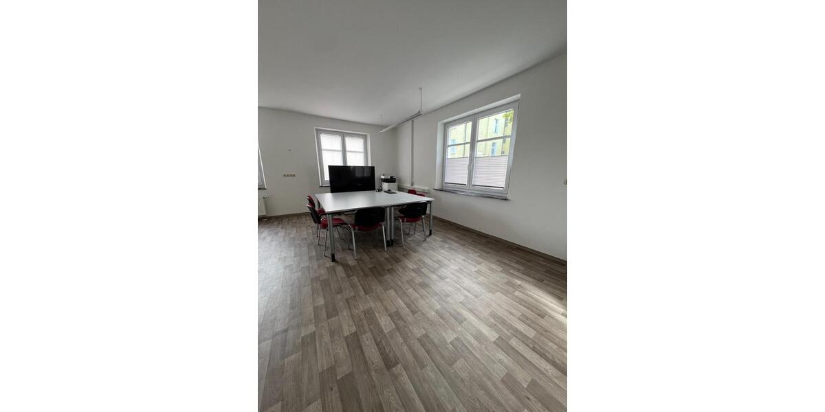 Gewerbeobjekt Amberg - 850&euro; | Angebot:21527303