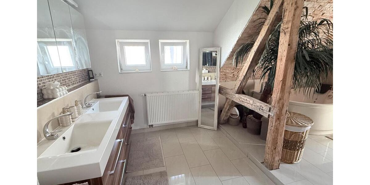 Einfamilienhaus Aalen Attenhofen - 6.5 Zimmer, 130 m&sup2;, 499.000&euro; | Angebot:27126038