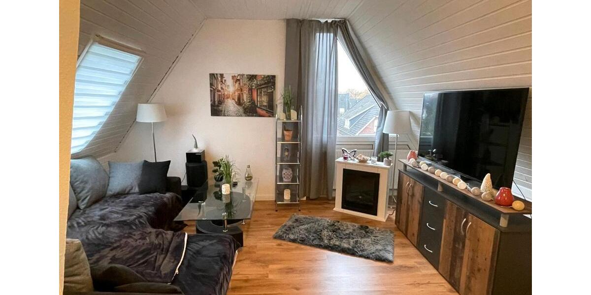 Dachgeschoßwohnung Norderstedt Garstedt - 2 Zimmer, 50 m&sup2;, 1.300&euro; | Angebot:25324552