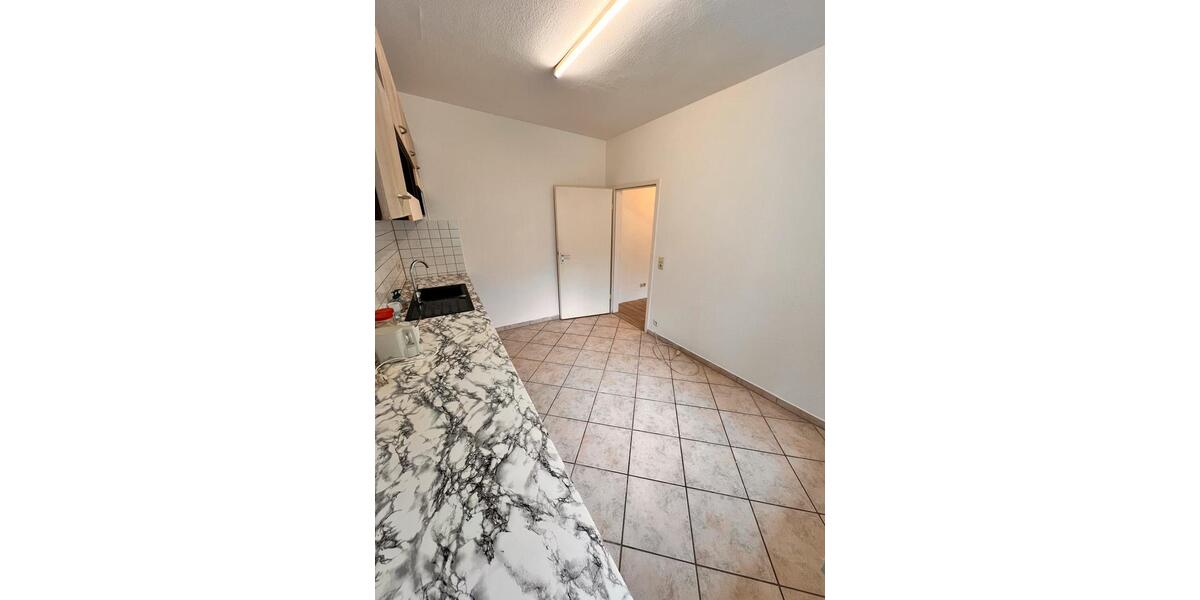 Erdgeschoßwohnung Erbach - 3 Zimmer, 117 m&sup2;, 1.000&euro; | Angebot:25947875