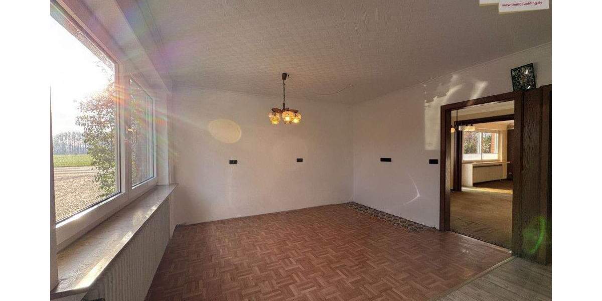 Einfamilienhaus Goldenstedt - 8 Zimmer, 232 m&sup2;, 319.000&euro; | Angebot:25738567