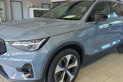 Volvo XC40 34.059 km 35.950 &euro; Bergheim 50126