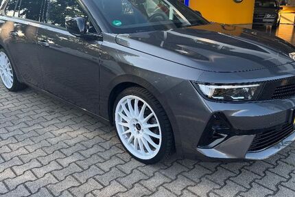 Opel Astra 14.950 km 24.950 &euro; Lichtenstein 09350