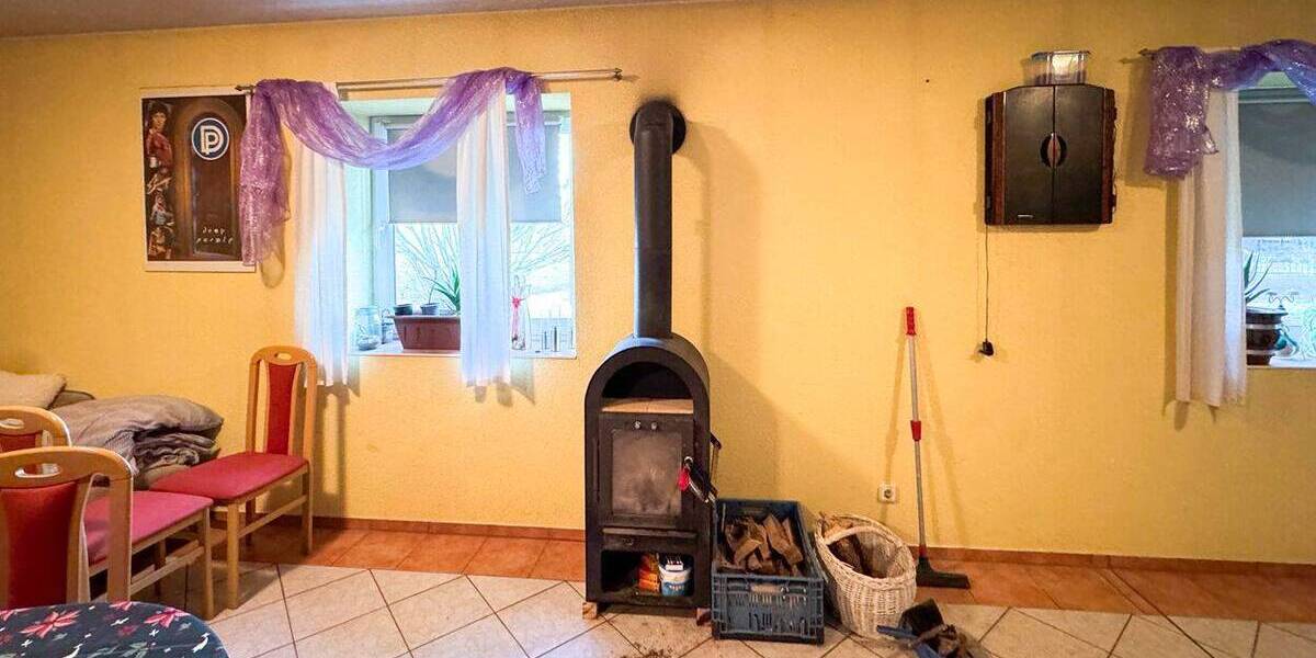 Mehrfamilienhaus, Wohnhaus Aland Pollitz - 8 Zimmer, 227 m&sup2;, 115.000&euro; | Angebot:26686866