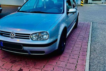VW Golf