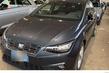 Seat Ibiza 16.570 km 16.480 &euro; Borna 04552