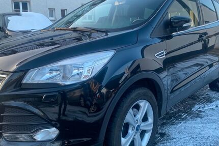 Ford Kuga 123.531 km 8.300 &euro; Lichtenfels 96215