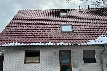 Haus Spenge - 4 Zimmer, 126 m&sup2;, 1.050&euro; | Angebot:24857019