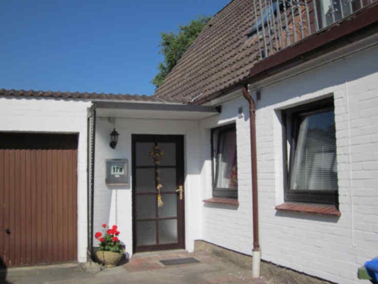 Doppelhaushälfte Heide - 3.5 Zimmer, 89 m&sup2;, 675&euro; | Angebot:26400471