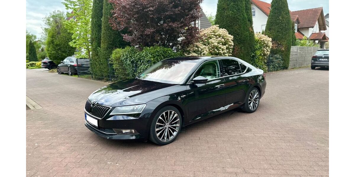 Skoda Superb 120.000 km 19.900 &euro; Aschaffenburg 63739