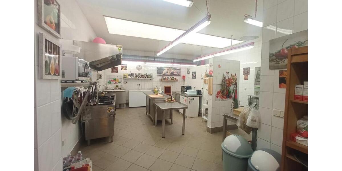 Einfamilienhaus Altenberg - 11 Zimmer, 700 m&sup2;, 360.000&euro; | Angebot:26035962