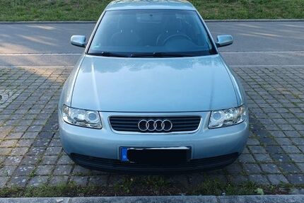 Audi A3 200.000 km 800 &euro; Kolbermoor 83059