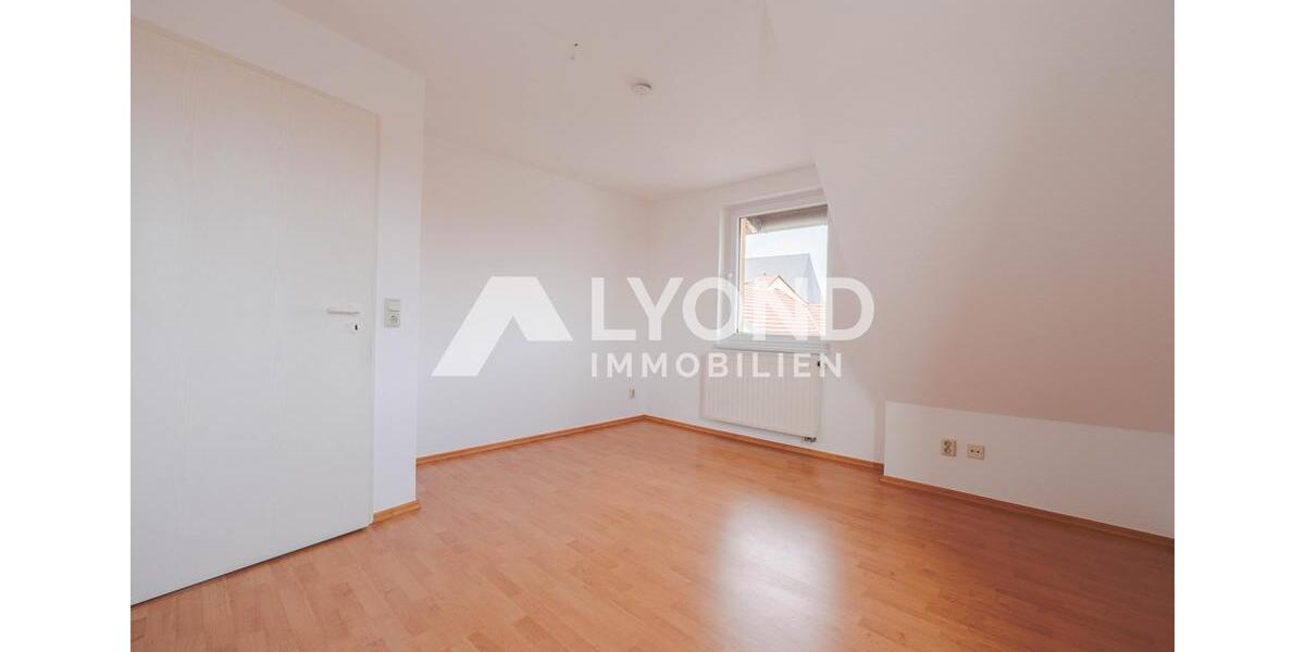 Dachgeschoßwohnung Ballenstedt - 3 Zimmer, 74 m&sup2;, 435&euro; | Angebot:25869817